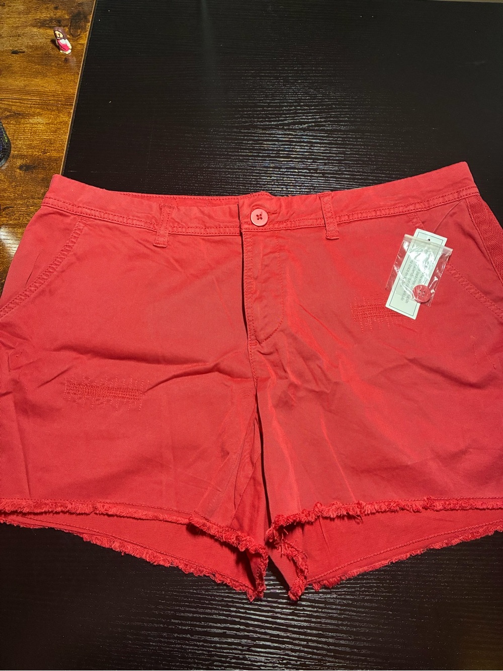 NWT Women’s Red Frayed Hem Cotton Shorts size 16